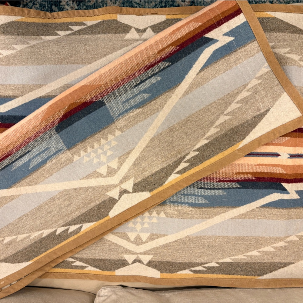Pendleton “White Sands” Pillow Shams - Queen Size